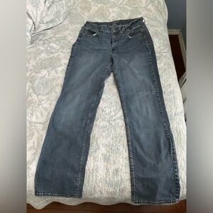 Straight legged dark washed jeans from Lee’s.  Size 6/7